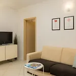 Apartment Mala Ema