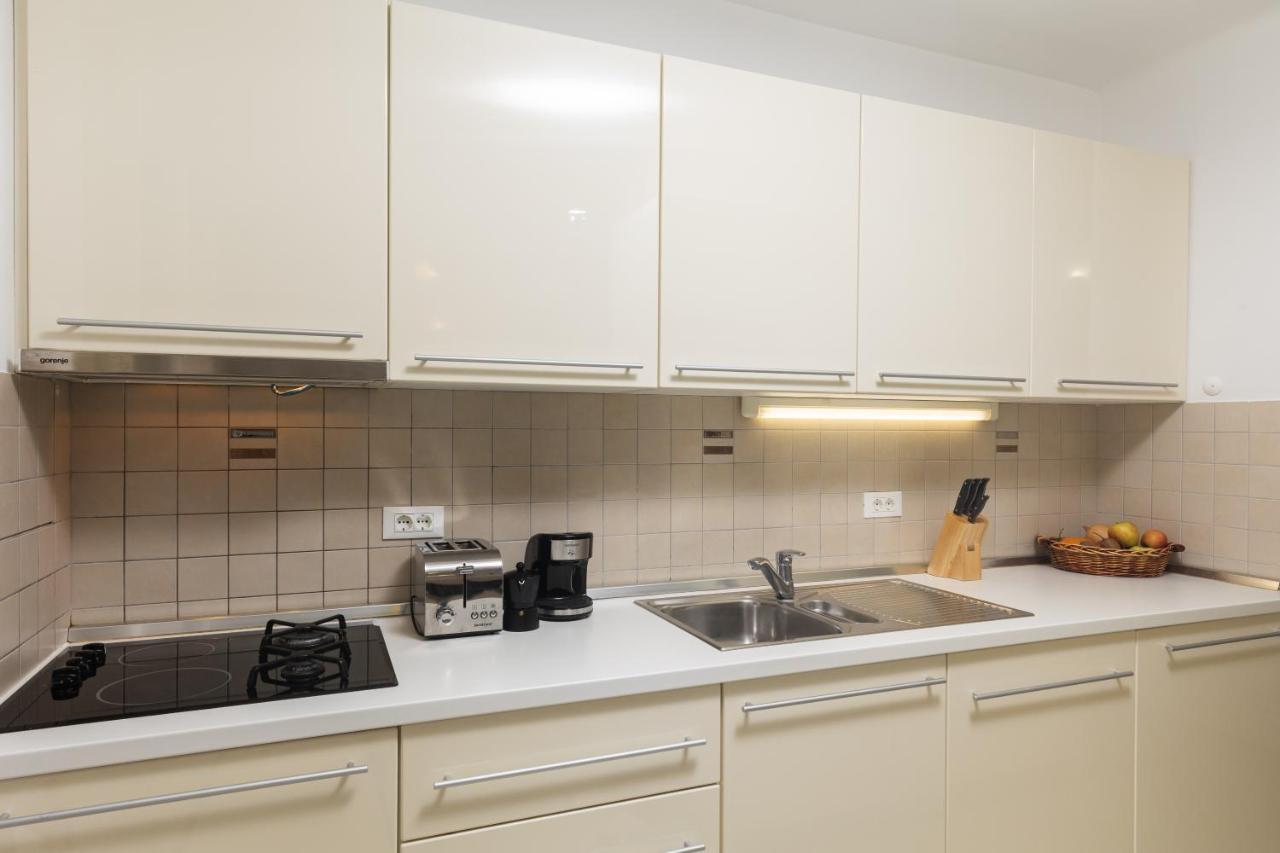 Mala Ema Apartment *